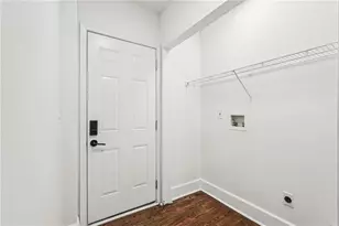 829 Rose Cir SW, Atlanta, GA 30310 - Photo 12