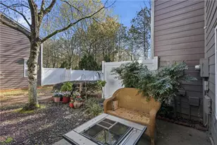 996 Pierce Brennen Dr, Lawrenceville, GA 30043 - Photo 24