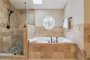 8800 Glen Ferry Dr, Johns Creek, GA 30022 - Photo 20