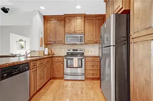 2255 Peachtree Rd, Atlanta, GA 30309 - Photo 2