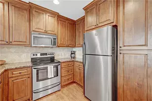 2255 Peachtree Rd, Atlanta, GA 30309 - Photo 6