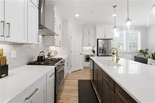 425 Retreat Ln, Canton, GA 30114 - Photo 10