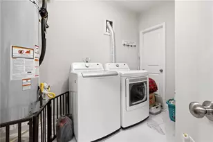 425 Retreat Ln, Canton, GA 30114 - Photo 32