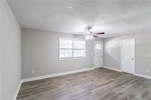 1669 Freedom Valley, Decatur, GA 30032 - Photo 4