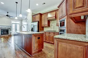 2443 Gatebury Cir, Atlanta, GA 30341 - Photo 20