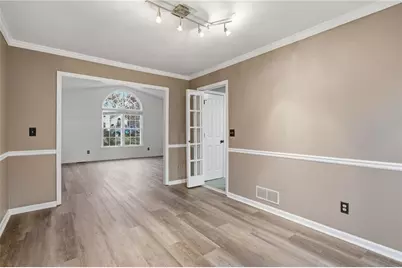 1543 Glencrest Trail, Lawrenceville, GA 30043 - Photo 8