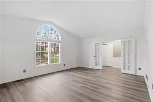 1543 Glencrest Trail, Lawrenceville, GA 30043 - Photo 6