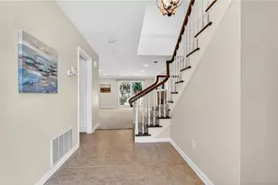 4590 Village Oaks Cir, Dunwoody, GA 30338 - Photo 4