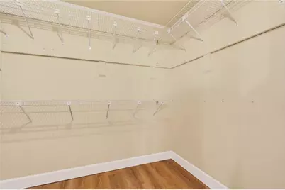 4590 Village Oaks Circle, Dunwoody, GA 30338 - Photo 30