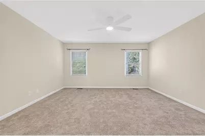 4590 Village Oaks Circle, Dunwoody, GA 30338 - Photo 24