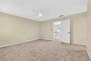 4590 Village Oaks Cir, Dunwoody, GA 30338 - Photo 26