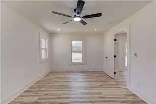 207 Cedar Way SE, Marietta, GA 30060 - Photo 18