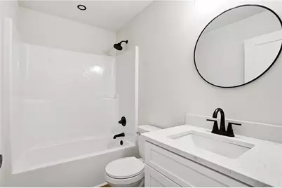 127 Perry Street, Loganville, GA 30052 - Photo 14