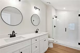 127 Perry St, Loganville, GA 30052 - Photo 12