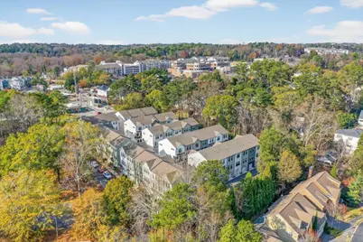 4455 Dandelion Lane, Atlanta, GA 30342 - Photo 36