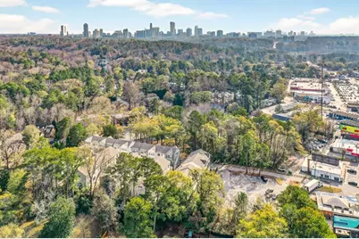 4455 Dandelion Lane, Atlanta, GA 30342 - Photo 38