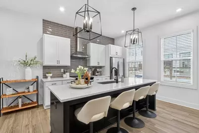 4455 Dandelion Lane, Atlanta, GA 30342 - Photo 10