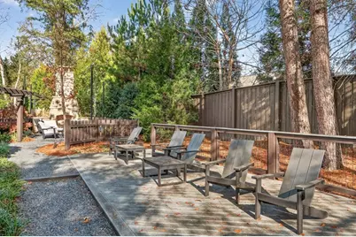 4455 Dandelion Lane, Atlanta, GA 30342 - Photo 44