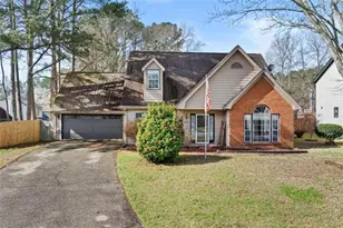 380 Indus Ln, Lawrenceville, GA 30044 - Photo 2