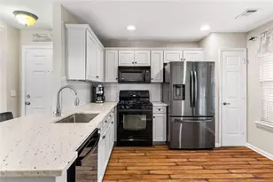 369 Hiawassee Dr, Woodstock, GA 30188 - Photo 12