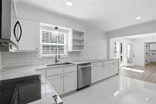 313 Summit Ridge Dr, Lawrenceville, GA 30046 - Photo 10