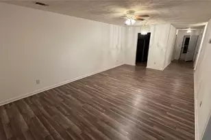 8501 Westchester Dr, Douglasville, GA 30134 - Photo 4