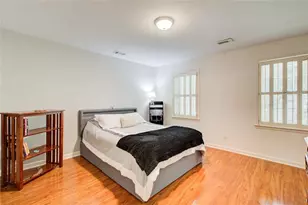 854 Newcastle Dr SW, Lilburn, GA 30047 - Photo 32