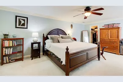 854 Newcastle Drive SW, Lilburn, GA 30047 - Photo 26