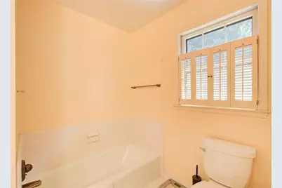 854 Newcastle Drive SW, Lilburn, GA 30047 - Photo 30