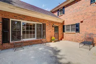 854 Newcastle Dr SW, Lilburn, GA 30047 - Photo 6