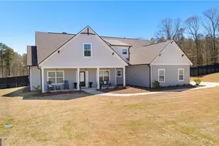 132 Bluff Mill Farm Dr, Senoia, GA 30276 - Photo 1