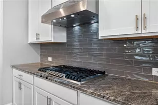 1020 River Park Dr, Johns Creek, GA 30097 - Photo 12