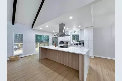 3741 Northpoint Drive, Marietta, GA 30062 - Photo 32