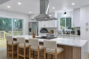 3741 Northpoint Dr, Marietta, GA 30062 - Photo 2