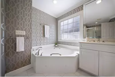 300 Nell Court, Atlanta, GA 30342 - Photo 28