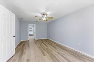 33 Plantation Dr NE, Atlanta, GA 30324 - Photo 20