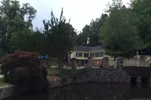 33 Plantation Dr NE, Atlanta, GA 30324 - Photo 32