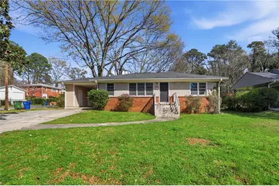 256 Silver Springs Circle SW, Atlanta, GA 30310 - Photo 2