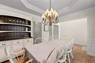 6222 Sapphire Ct, Sugar Hill, GA 30518 - Photo 6