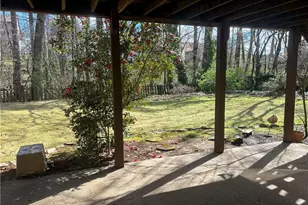 1237 Raleigh Way, Lawrenceville, GA 30043 - Photo 4