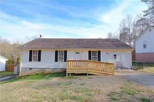 5674 Maiden Ln, Lula, GA 30554 - Photo 1