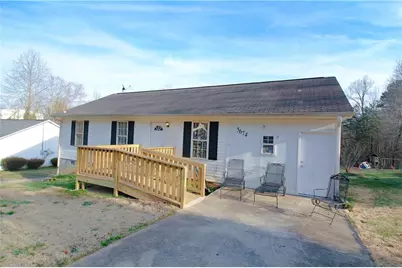 5674 Maiden Lane, Lula, GA 30554 - Photo 2