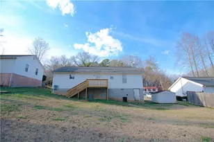 5674 Maiden Ln, Lula, GA 30554 - Photo 22