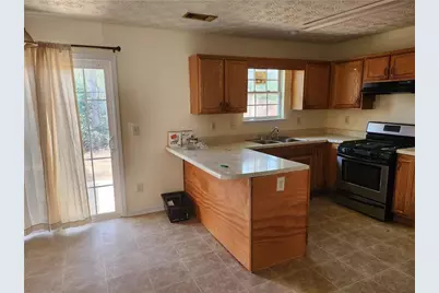 2935 Fields Drive, Lithonia, GA 30038 - Photo 4