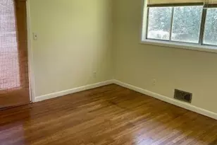 6840 Sunny Brook Ln NE, Atlanta, GA 30328 - Photo 12