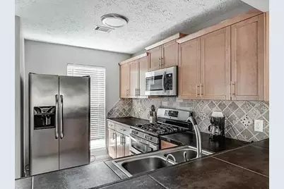 1565 Springleaf Court SE, Smyrna, GA 30080 - Photo 2