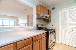 2683 Vinings Central Dr SE, Atlanta, GA 30339 - Photo 16