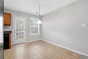 6816 Mahonia Pl, Lithonia, GA 30038 - Photo 8