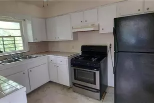 2980 Wanda Cir SW, Atlanta, GA 30315 - Photo 6