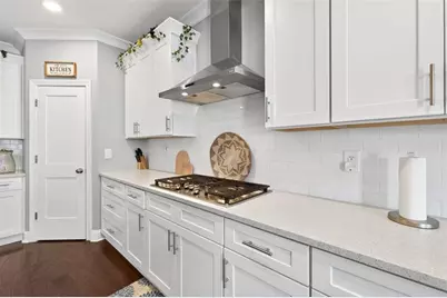 25 Sudderth Street, Buford, GA 30518 - Photo 14